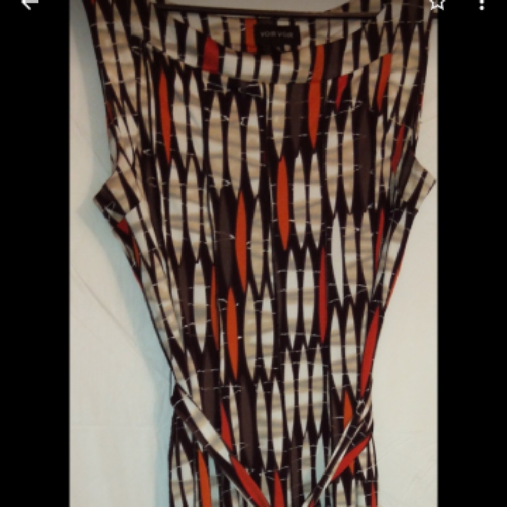 50 Plus Sized Dresses - Picture 12 of 16